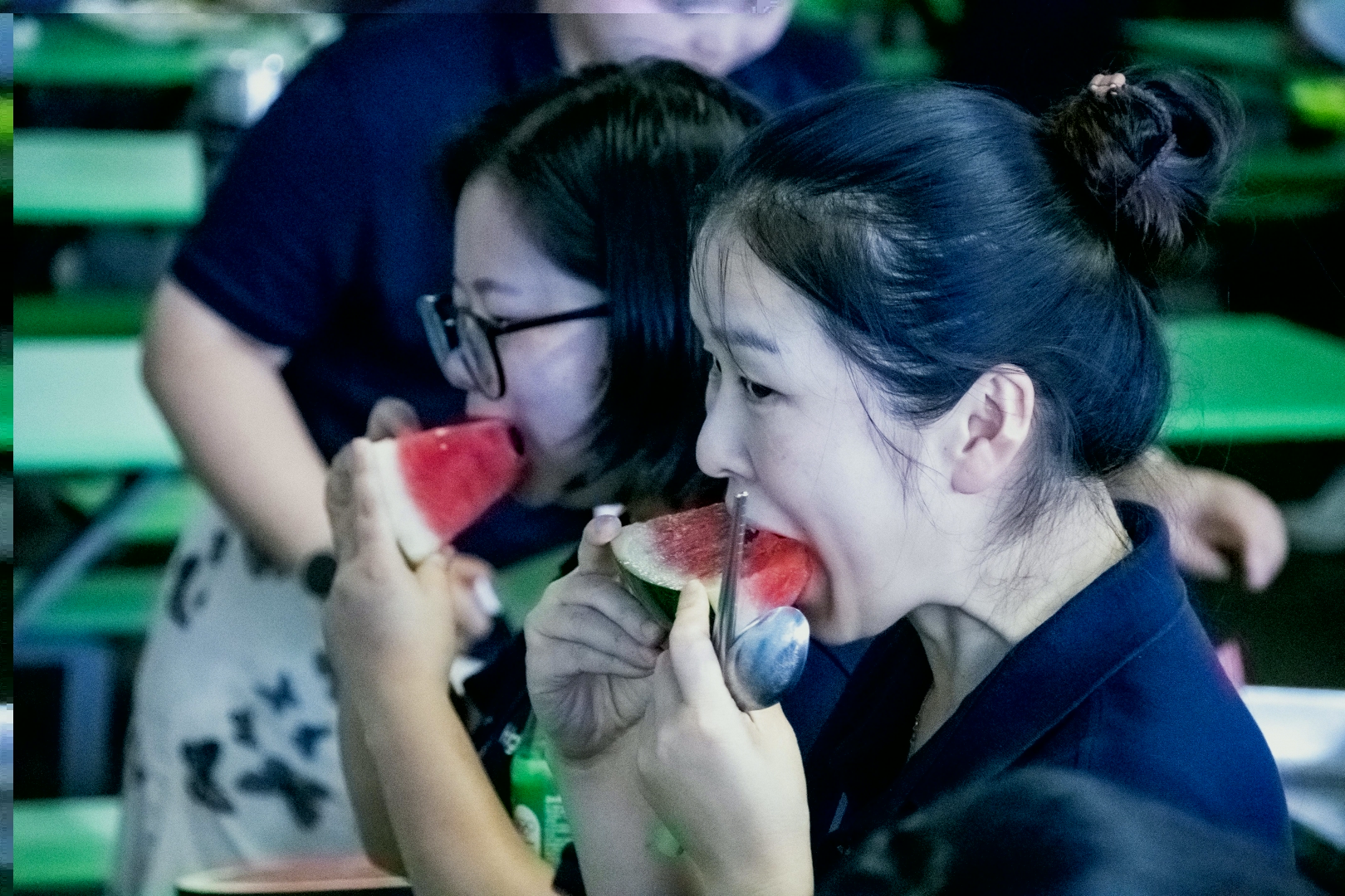 吃西瓜(1).jpg